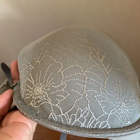 Warner’s 40C bra  - Picture 5 of 5